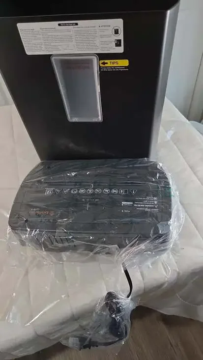 Bonsaii C275-A 12-Sheet Cross-Cut Paper and Credit Card Shredder - Picture 2 of 5